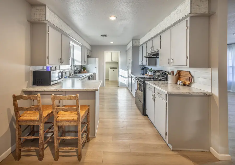 3613 58th Street, Lubbock, TX 79413 - #3