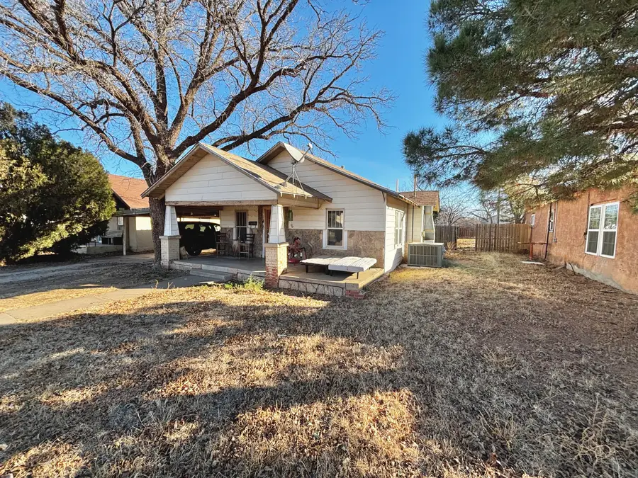 720 S 11th Street, Slaton, TX 79364 - Image #3