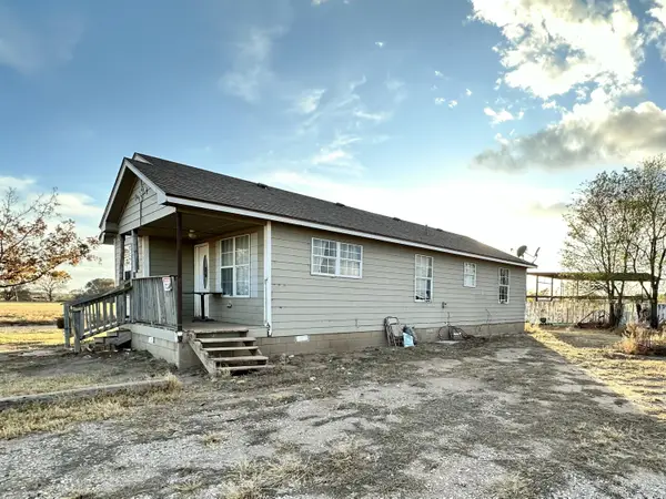 1355 S 3rd Street, Slaton, TX 79364