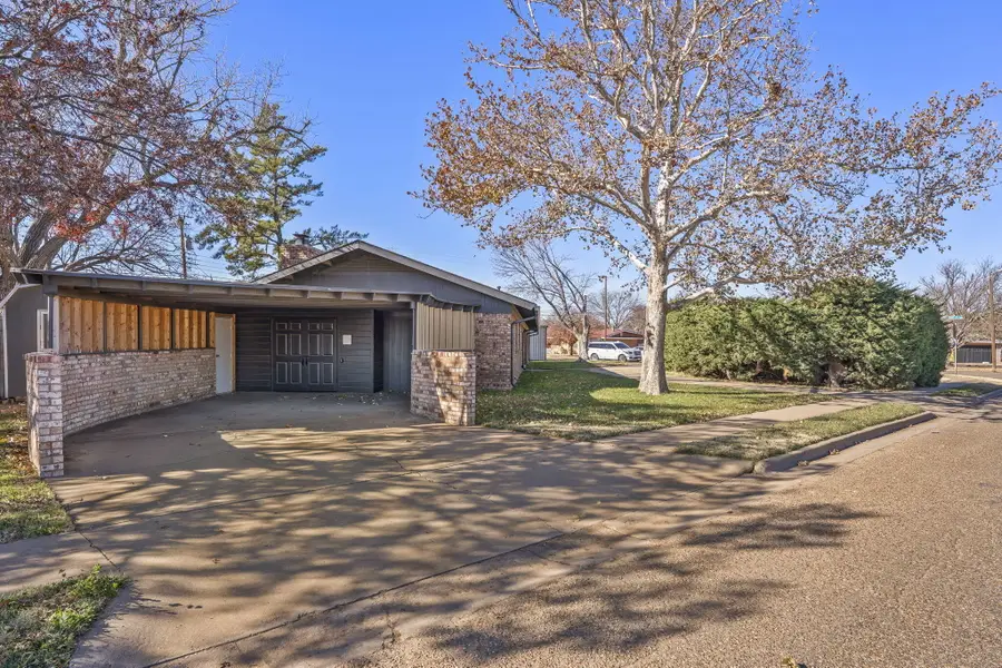 407 North Drive, Abernathy, TX 79311 - Image #2