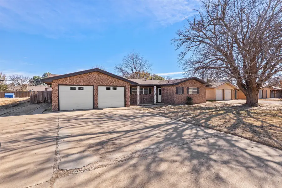 2003 College Avenue, Levelland, TX 79336 - Image #2