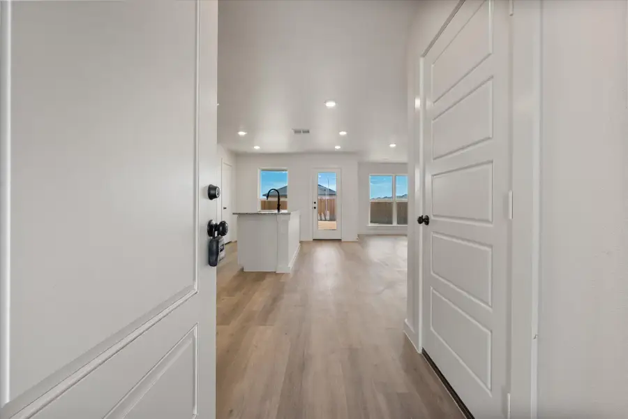 1602 N Clinton Avenue, Lubbock, TX 79416 - #2