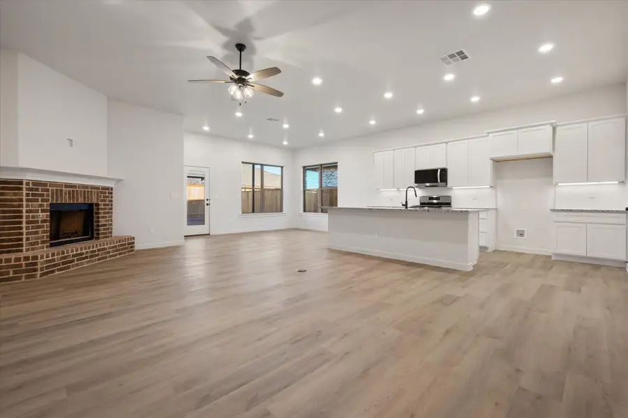 7004 56th Street, Lubbock, TX 79407 - #3