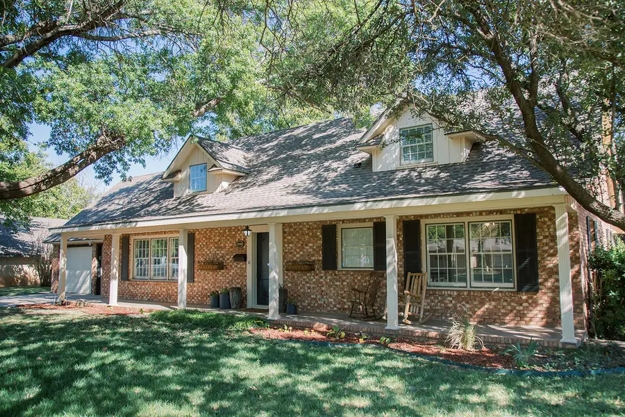 1308 Borger Street, Plainview, TX 79072 - Image #2