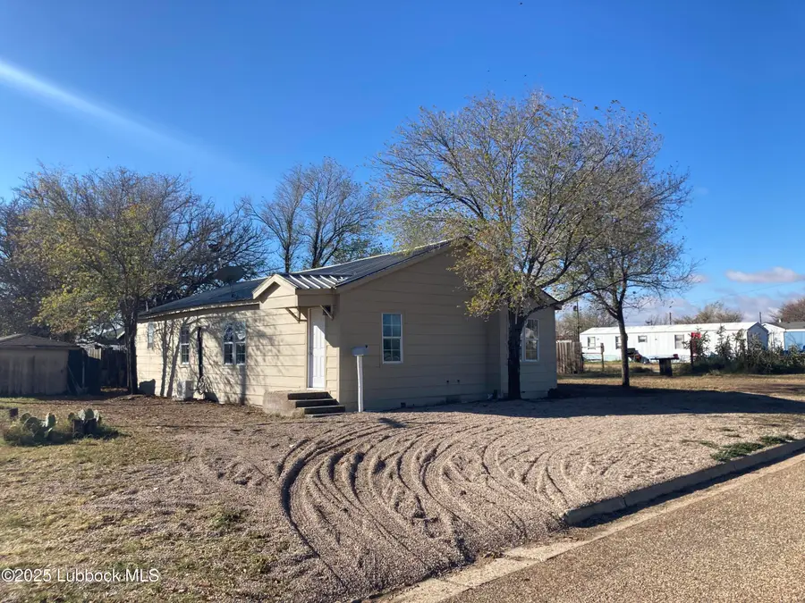 413 W 5th Street, Post, TX 79356 - Image #3