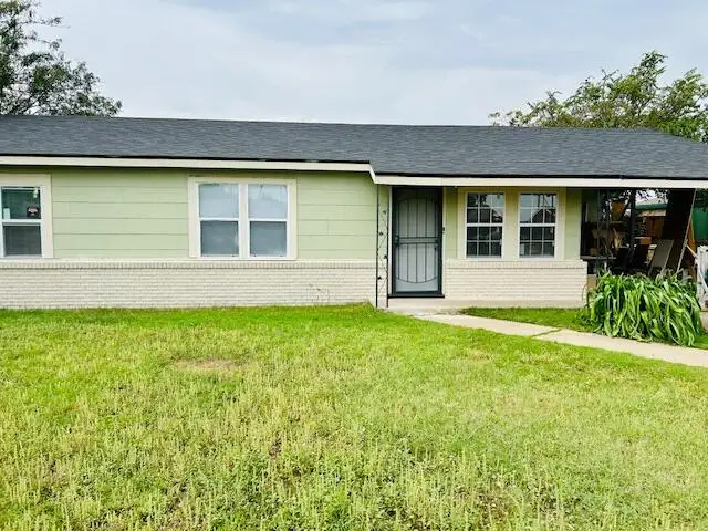 2804 Vanda Avenue, Lubbock, TX 79404 - Image #1