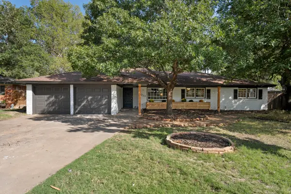 6013 Oxford Avenue, Lubbock, TX 79413