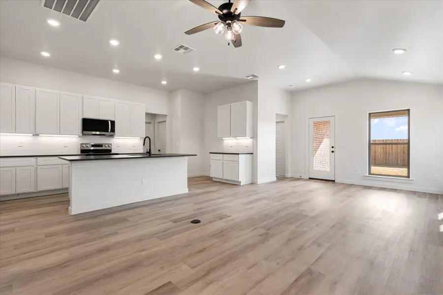 7103 14th Street, Lubbock, TX 79416 - #3