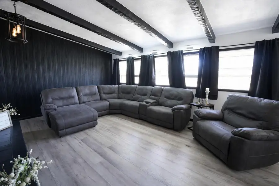 730 S 17th Street, Slaton, TX 79364 - Image #2