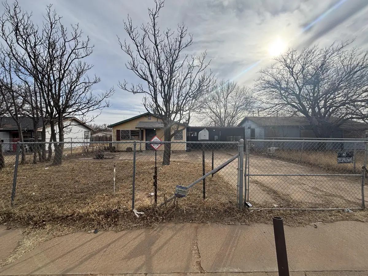 2710 E 2nd Street, Lubbock, TX 79403 - Image #1