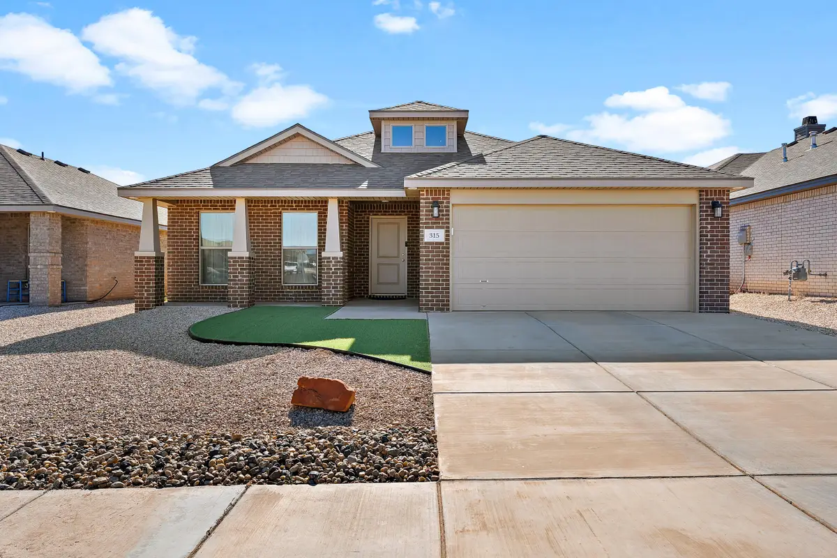 315 E 34th Street, Wolfforth, TX 79382 - Image #1