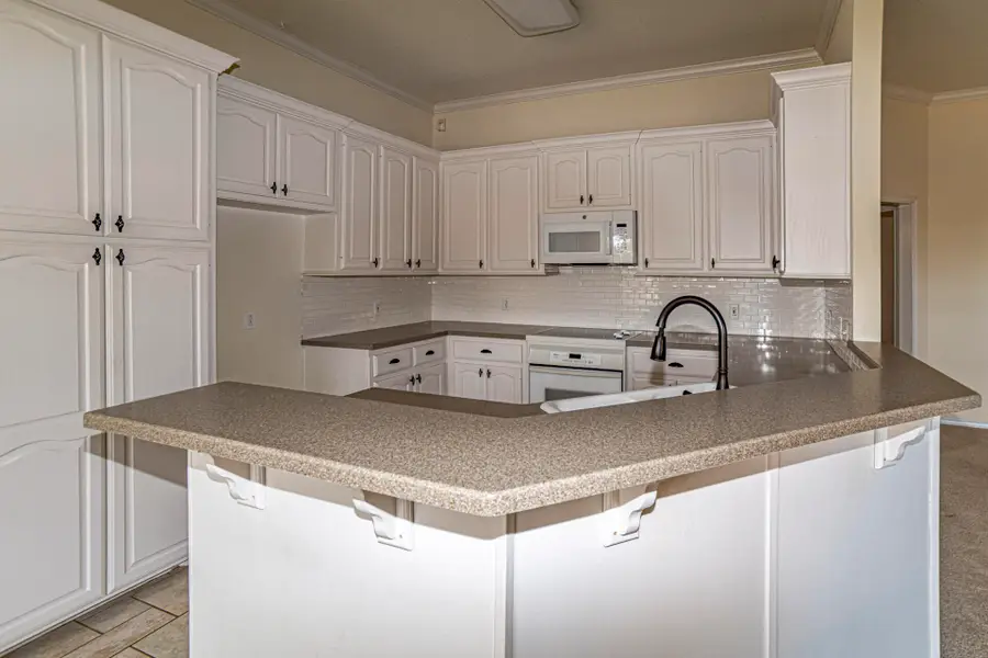 9811 Bangor Avenue, Lubbock, TX 79424 - Image #3