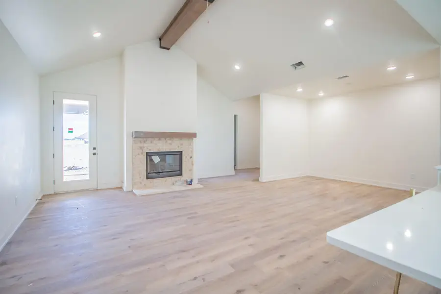 1215 N 6th Street, Wolfforth, TX 79382 - Image #2