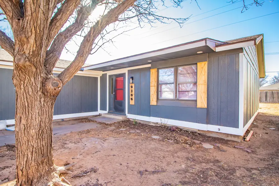 9306 Elgin Avenue, Lubbock, TX 79423 - Image #2