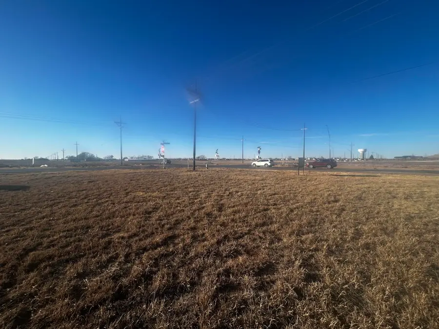 6415 114th Street, Lubbock, TX 79424 - Image #3