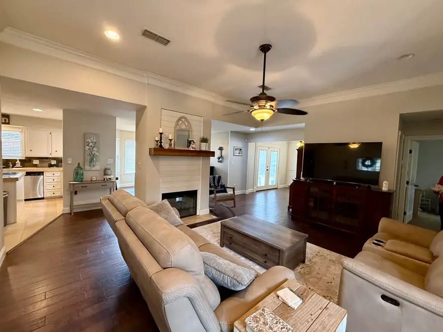 7807 Homestead Avenue, Lubbock, TX 79424 - Image #3