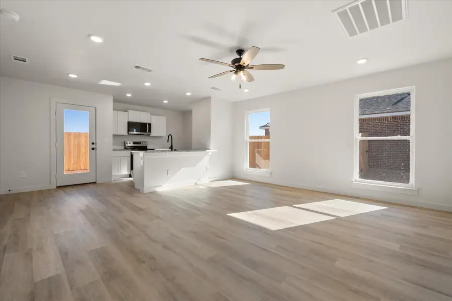 2208 Corpus Avenue, Wolfforth, TX 79382 - Image #3