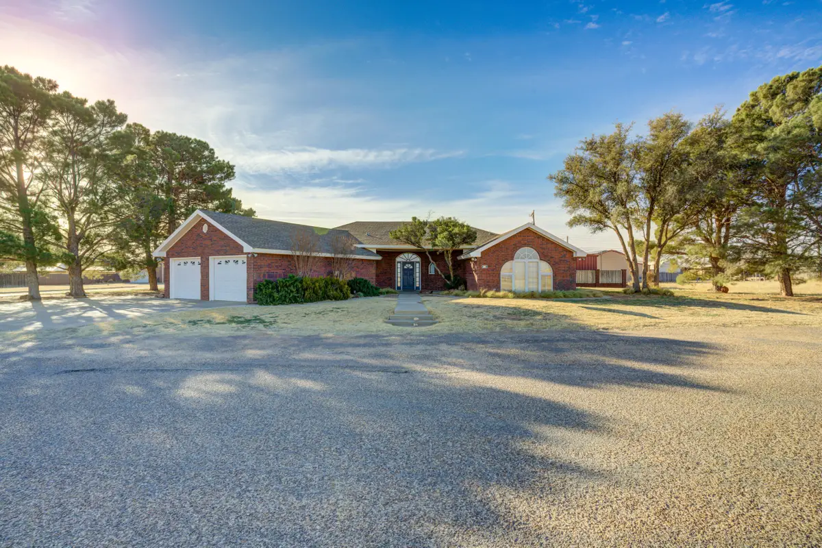 801 19th Street, Seagraves, TX 79359 - Image #1