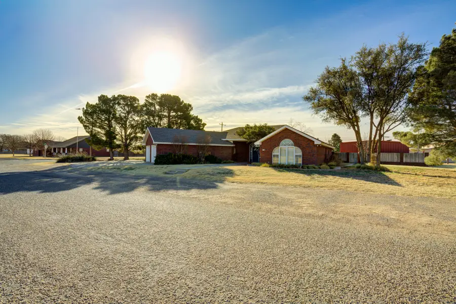 801 19th Street, Seagraves, TX 79359 - Image #2