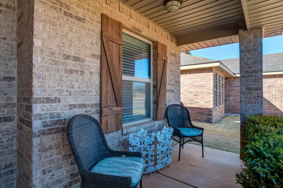 11206 Clinton Avenue, Lubbock, TX 79424 - Image #3