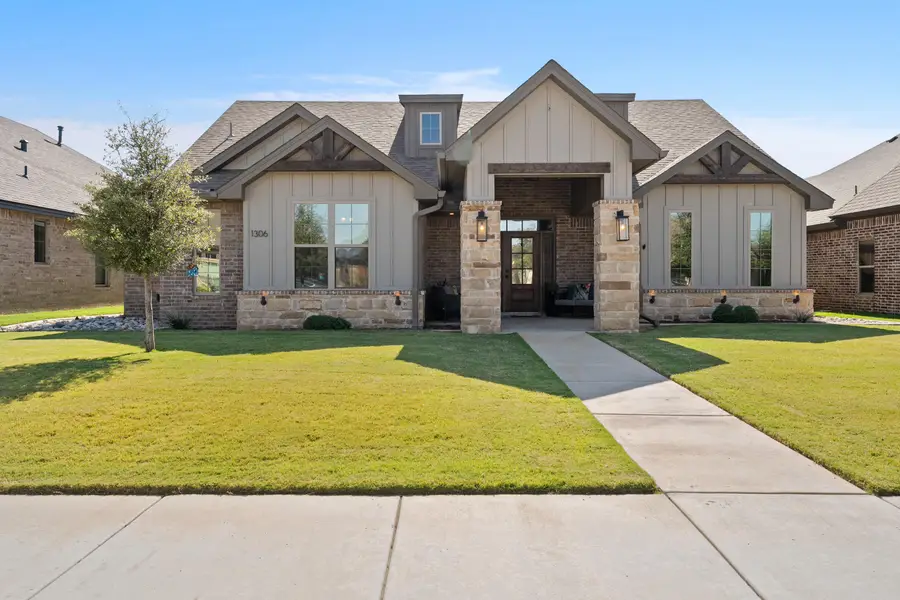 1306 Chaucer Lane, Wolfforth, TX 79382 - Image #2