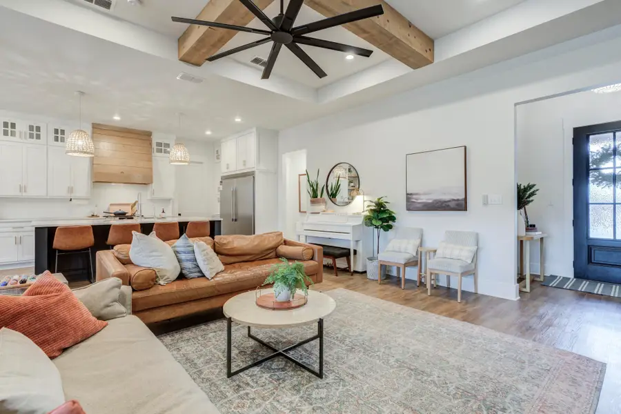 7029 101st Street, Lubbock, TX 79424 - Image #2