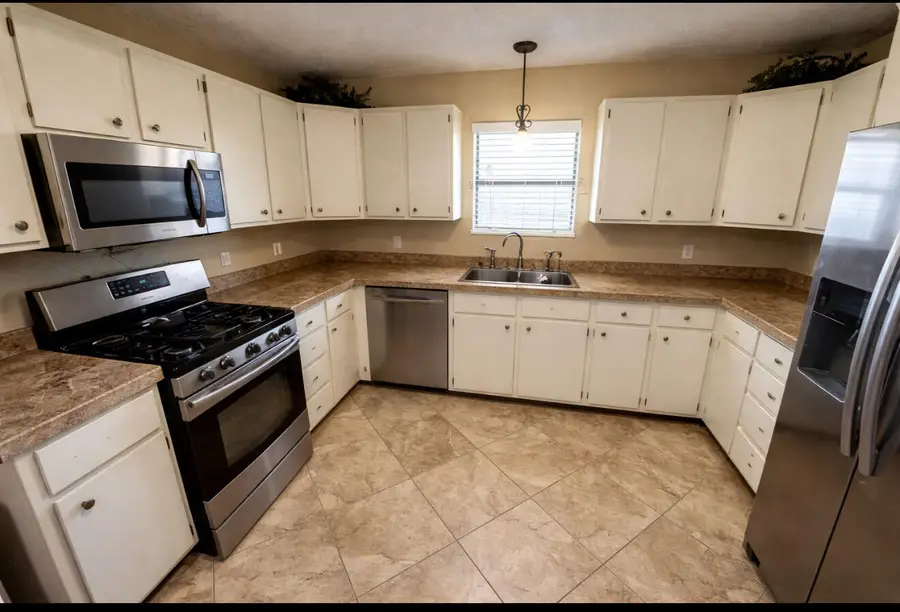 1304 1st Street, Lubbock, TX 79401 - Image #2