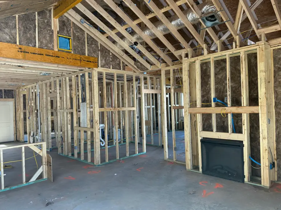 5806 Viola Avenue, Lubbock, TX 79407 - #3
