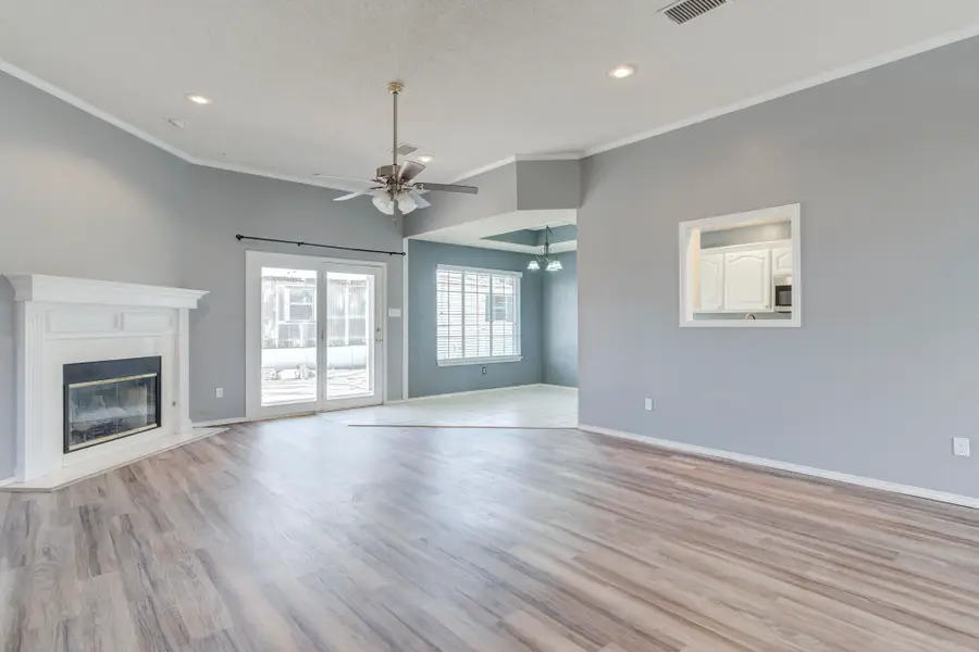 6608 Brentwood Avenue, Lubbock, TX 79424 - #2