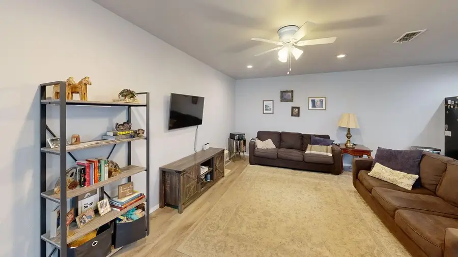 1303 N Clinton Avenue, Lubbock, TX 79416 - Image #3