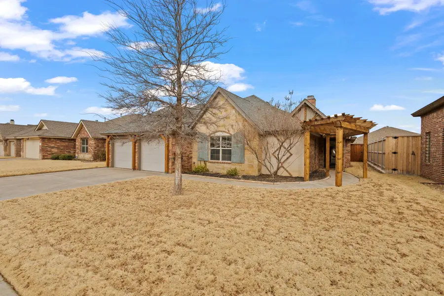 7005 Pontiac Avenue, Lubbock, TX 79424 - Image #2