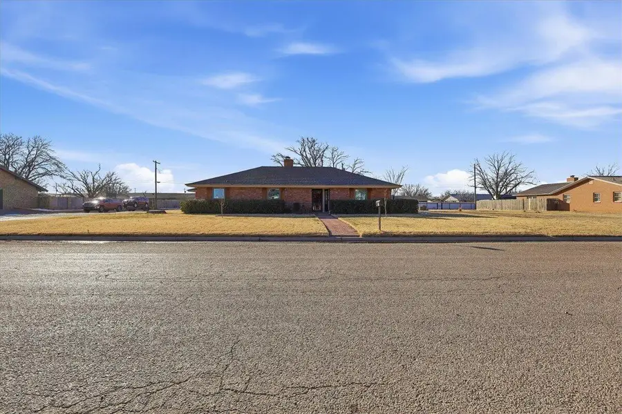 1401 Avenue N, Ralls, TX 79357 - Image #3