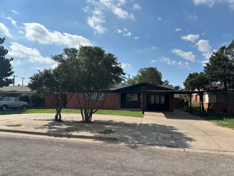 2518 32nd Street, Lubbock, TX 79410 - Image #3