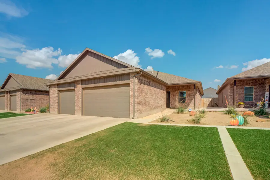 1822 Corpus Avenue, Wolfforth, TX 79382 - Image #2