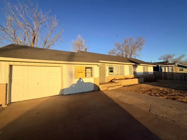 1216 College Avenue, Levelland, TX 79336