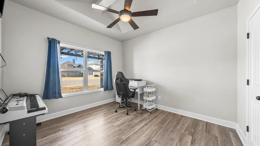 1014 N Genoa Avenue, Lubbock, TX 79416 - #3