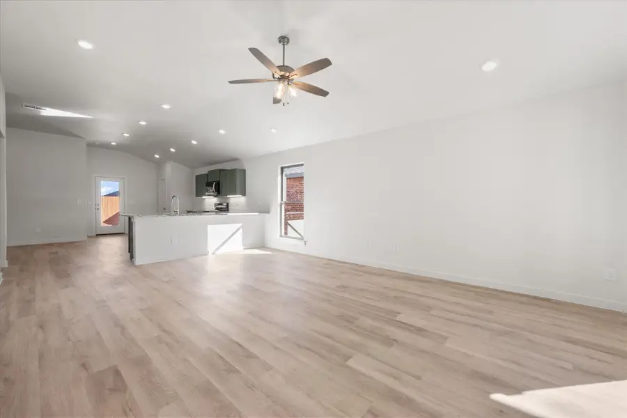 2414 Aberdeen Avenue, Wolfforth, TX 79382 - Image #3