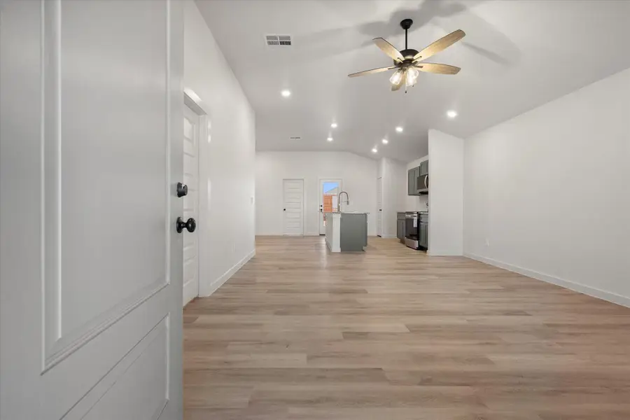 6310 Virginia Avenue, Lubbock, TX 79407 - Image #2