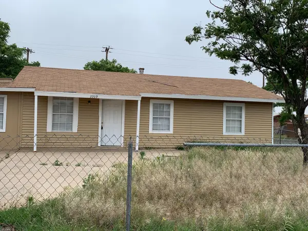 2209 E 29th Street, Lubbock, TX 79404