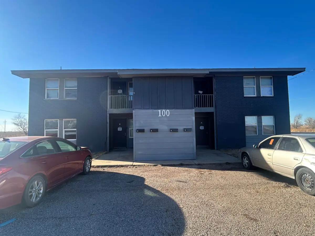 100 Pecos Place, Plainview, TX 79072 - #1