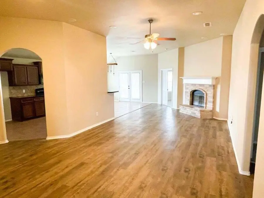 10012 Weatherford Avenue, Lubbock, TX 79423 - Image #3