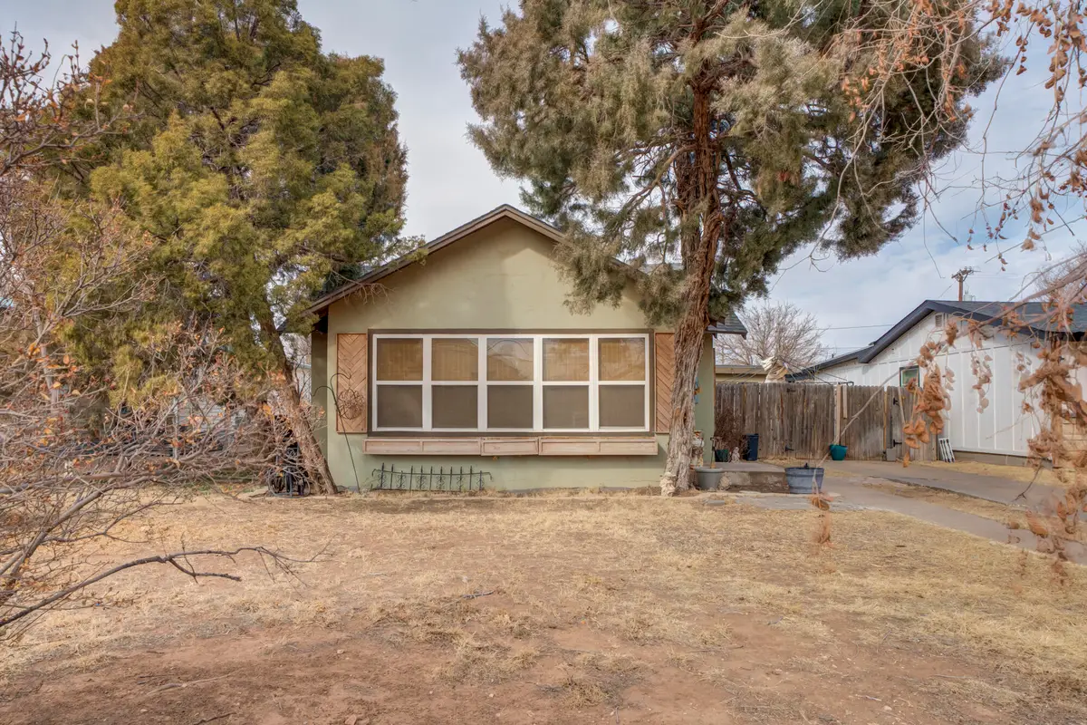 1003 8th Street, Shallowater, TX 79363 - #1