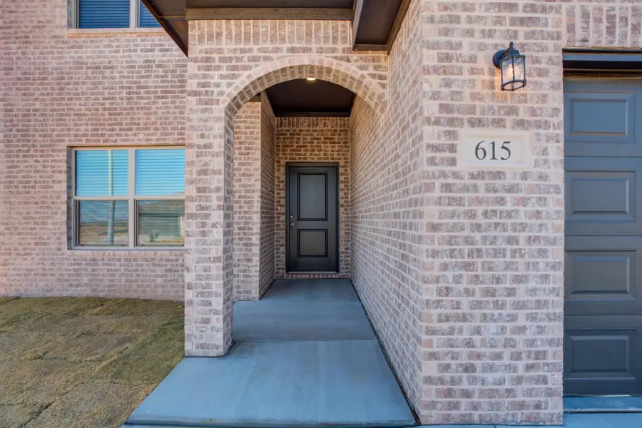 615 E 13th Street, Wolfforth, TX 79382 - #3