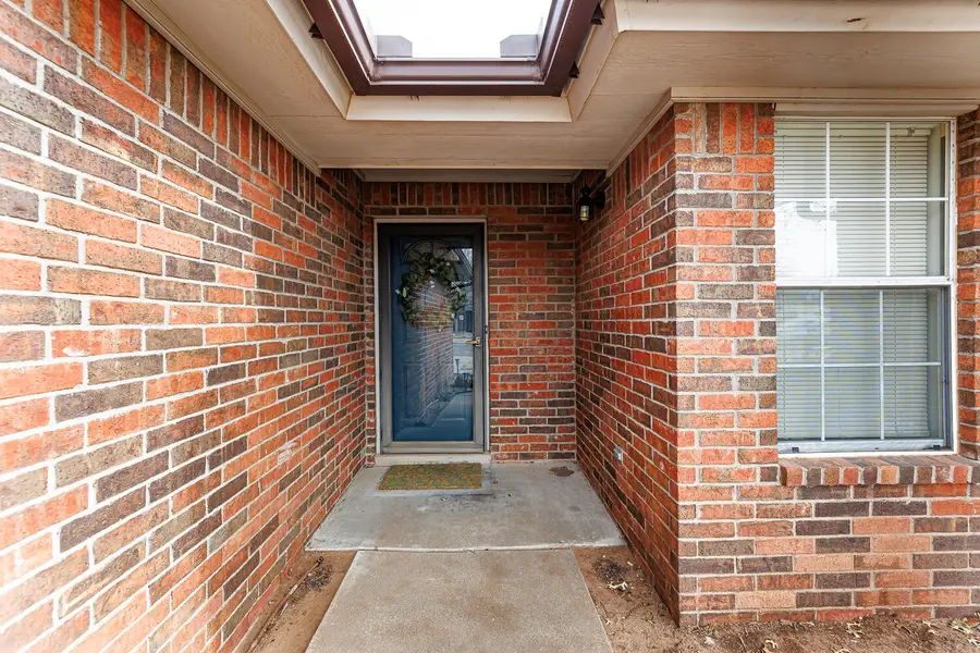 1003 Justice Avenue, Lubbock, TX 79416 - #3