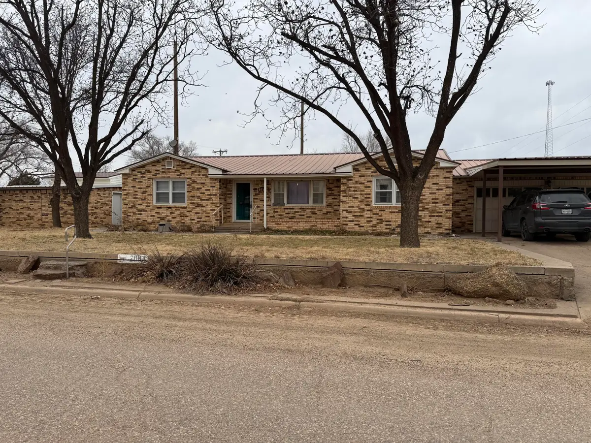 2004 Avenue H, Petersburg, TX 79250 - #1