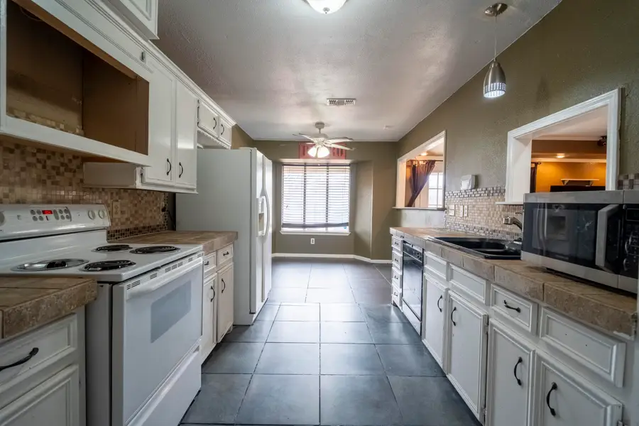 3305 86th Street, Lubbock, TX 79423 - #3