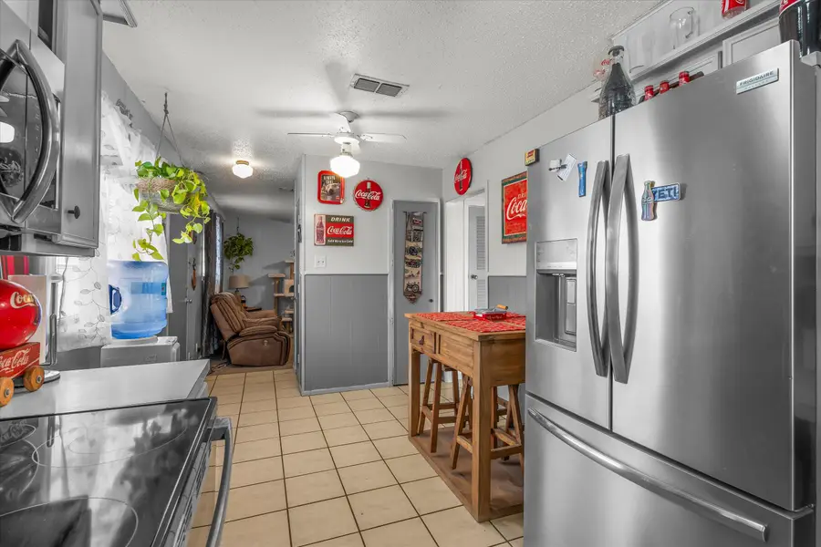 8106 Avenue V, Lubbock, TX 79423 - #3