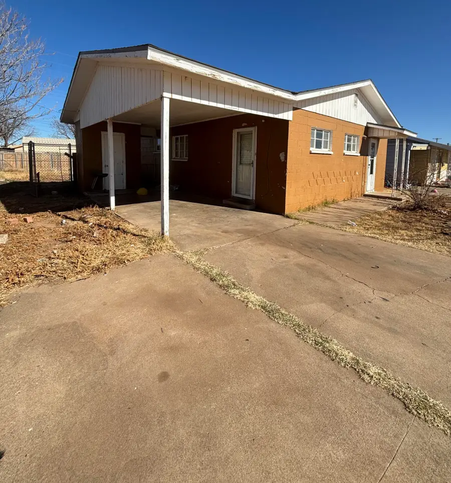 2105 E 29th Street, Lubbock, TX 79404 - #3