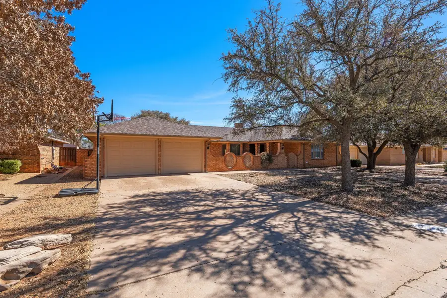 2107 Tech Drive, Levelland, TX 79336 - #2