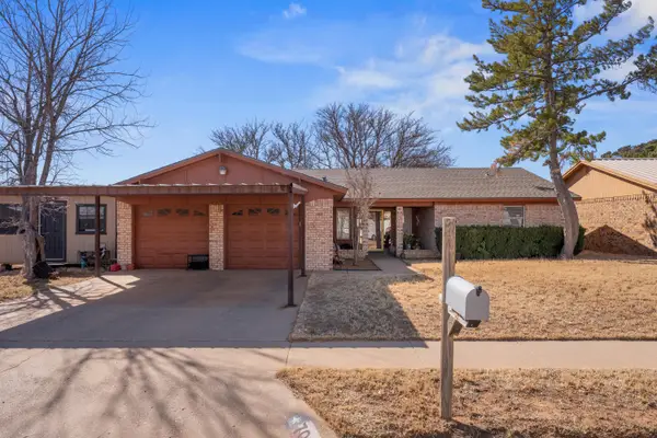 704 Cherry Street, Levelland, TX 79336